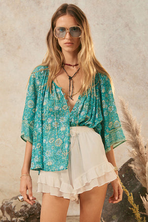 Teodora Short - White Smoke