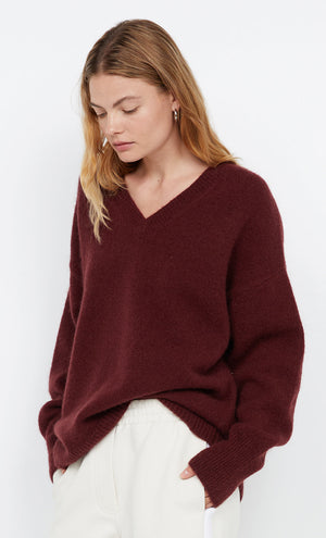CAMPBELL V NECK JUMPER