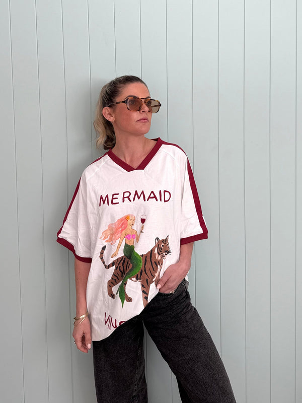 Mermaid vino club oversized Tee