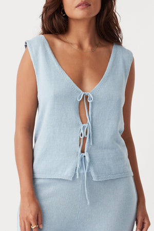 POPPY VEST
