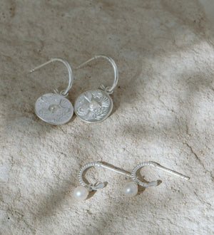 BY THE SEA HOOPS - GOLD