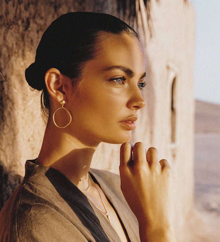 Golden Light Earrings - Gold