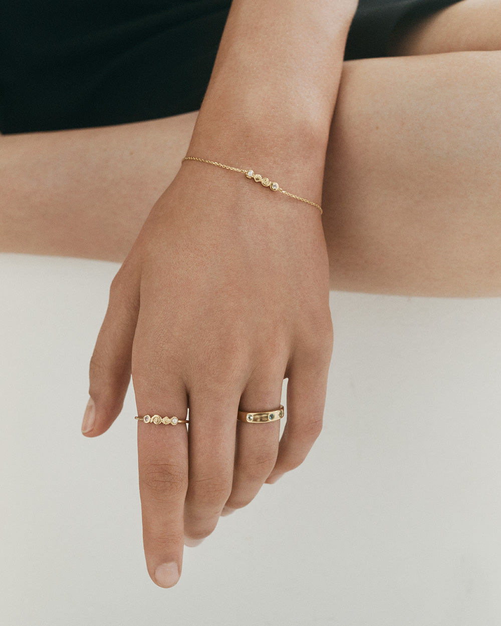 Shoreside Bracelet - Gold