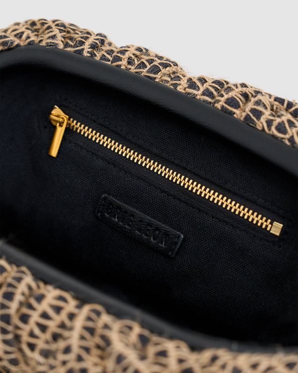 Rhi Clutch - Raffia