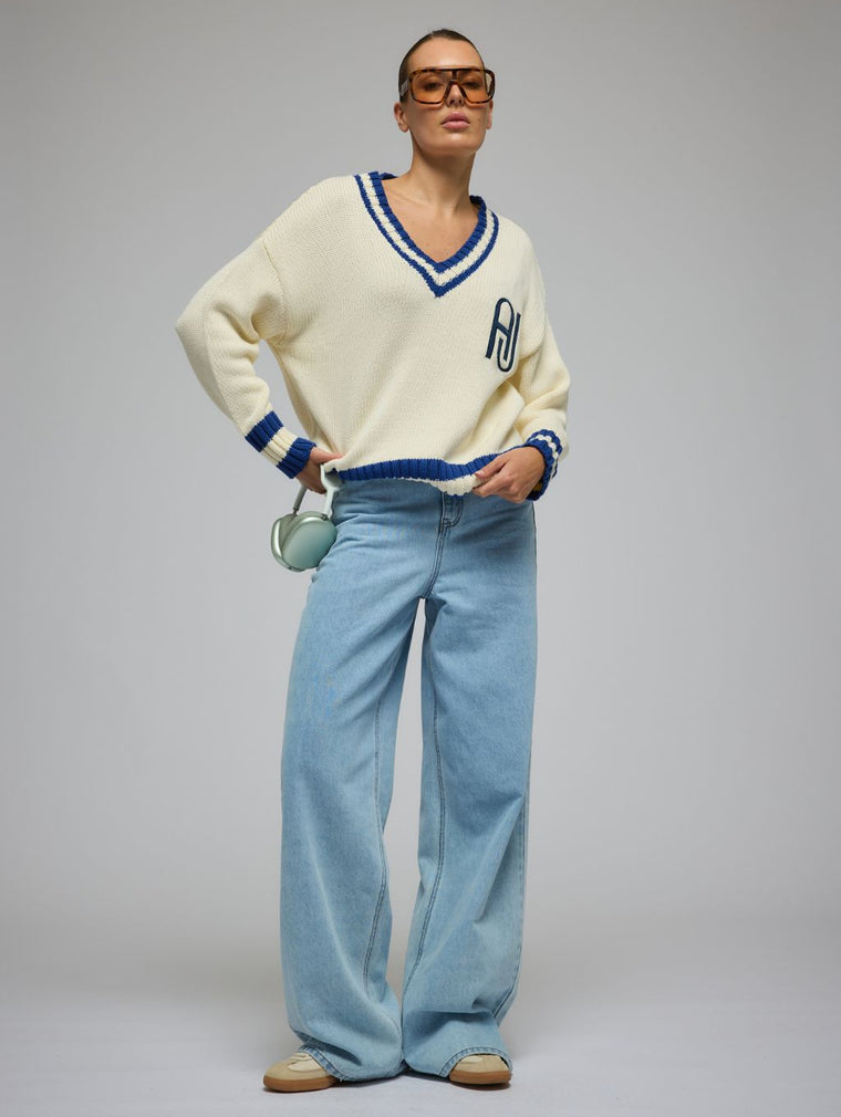 AJ V-Neck Knit Sweater Coconut