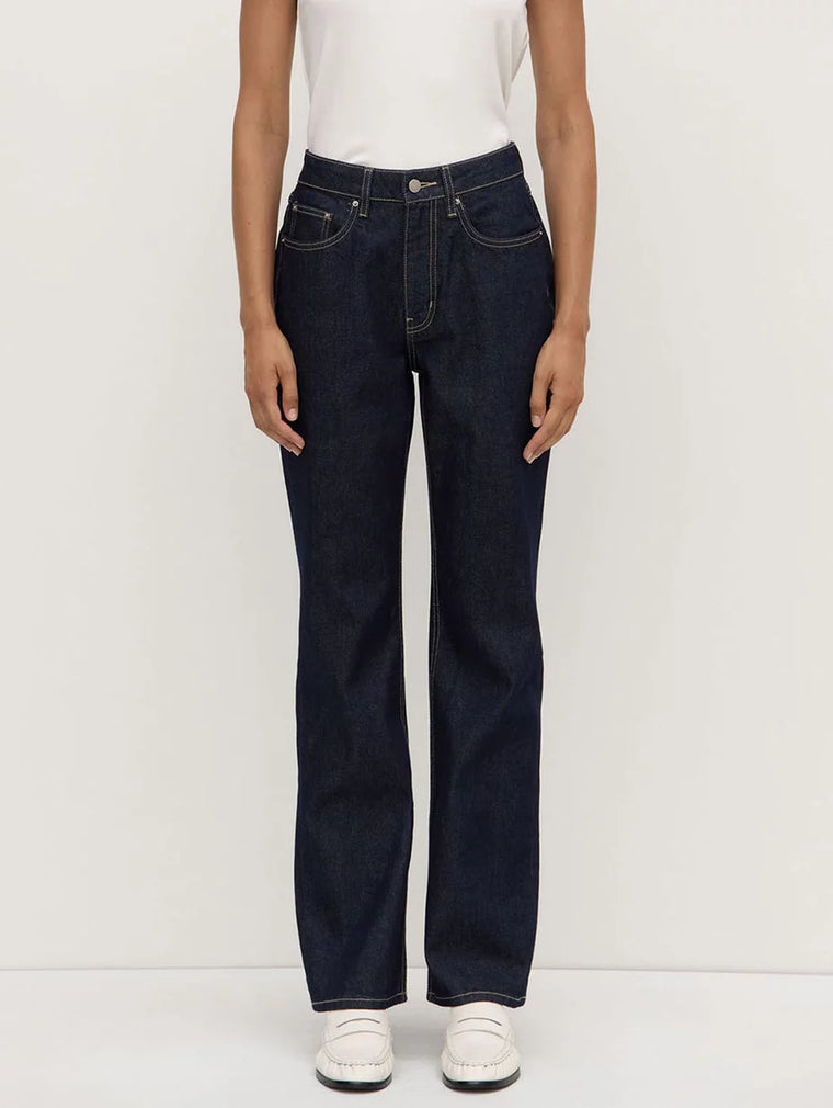 Classic Straight Leg Jeans - Rinse