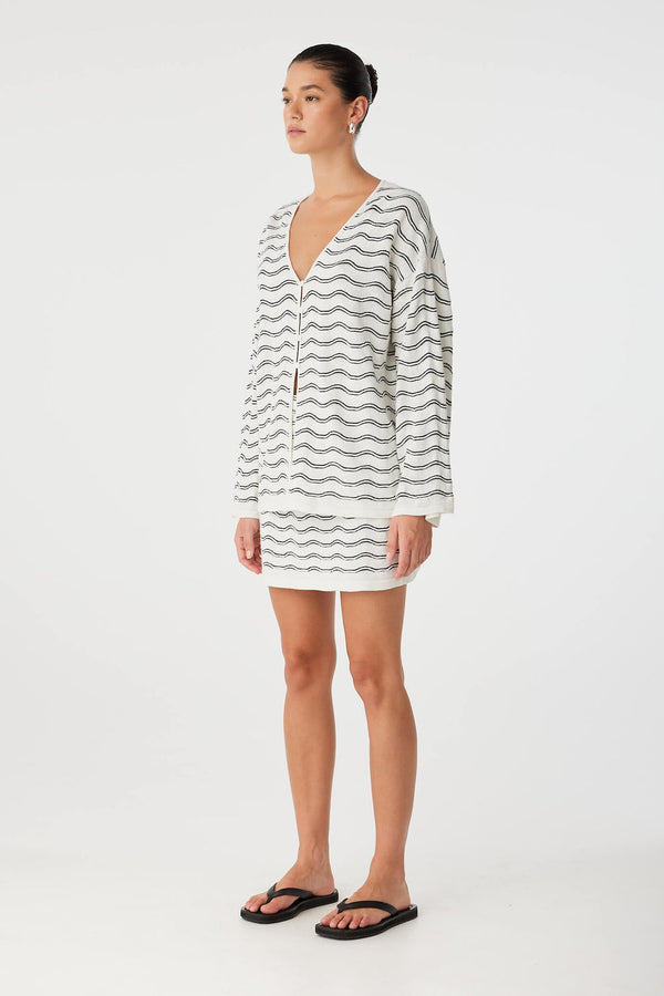 Onda Long Sleeve Cream Wave