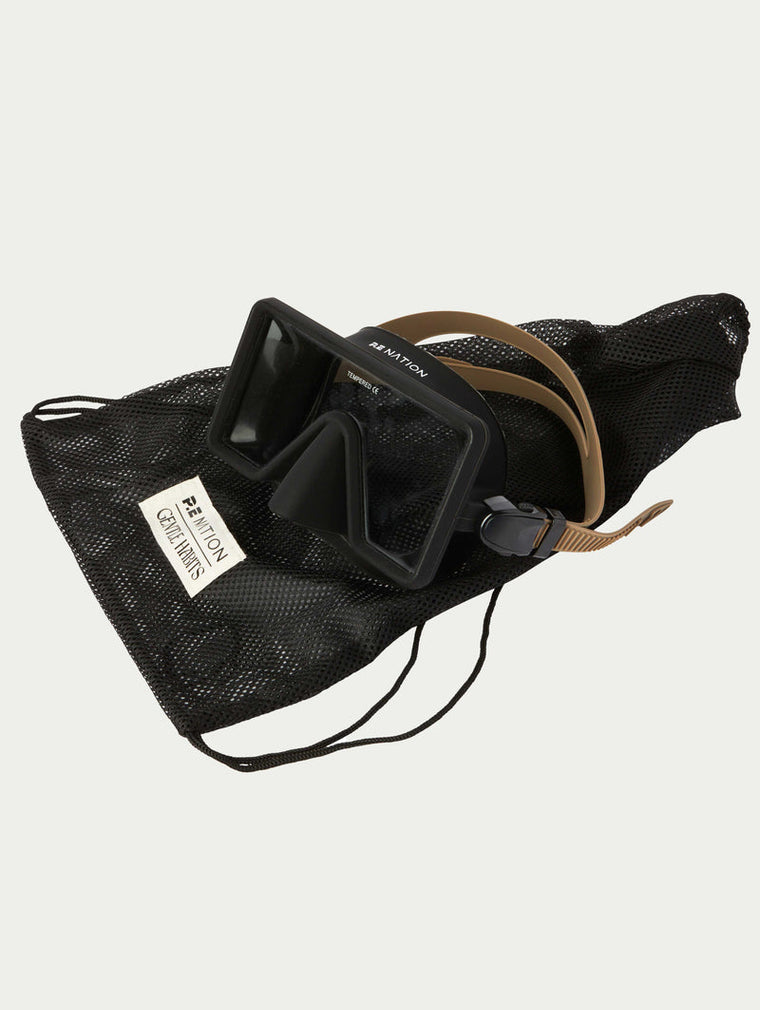 P.E NATION X GENTLE HABITS DIVE MASK & SNORKEL IN BLACK