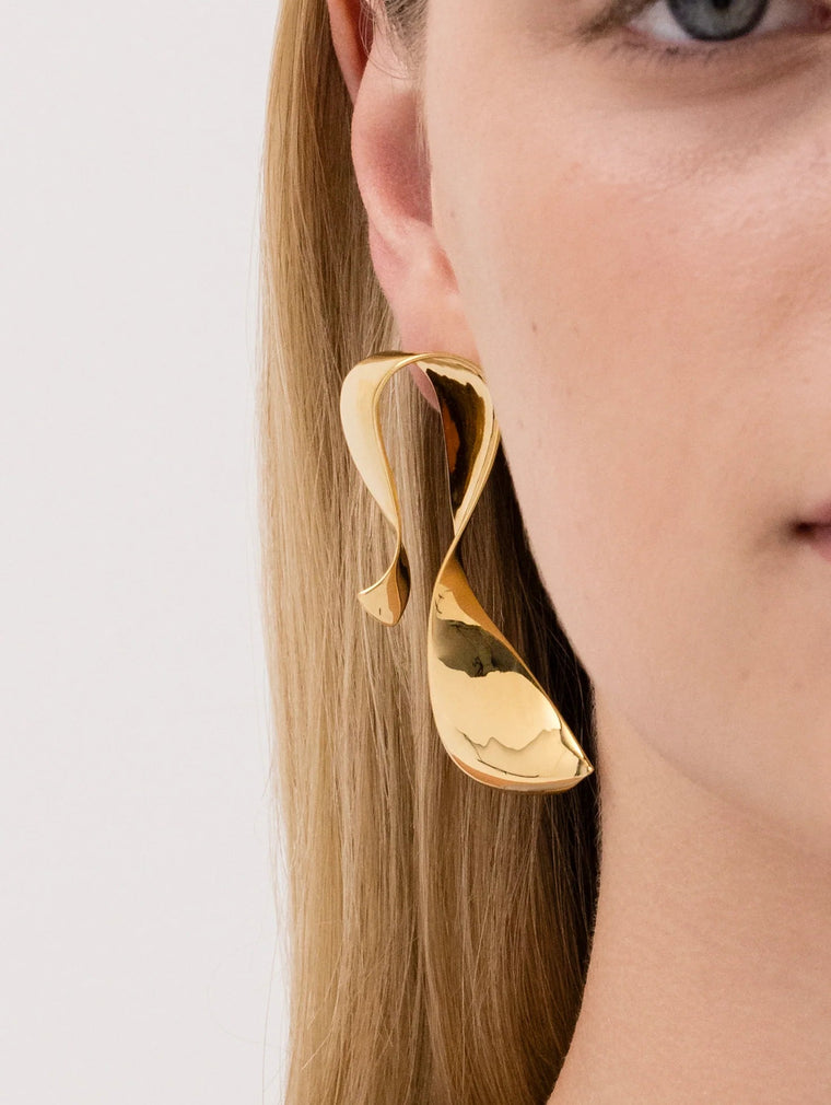 Sculpt Earrings Gold