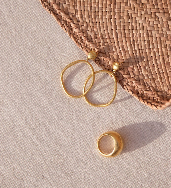 Golden Light Earrings - Gold