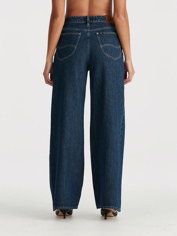Signature Mid Wide Relaxed Jean - Essential Rinse