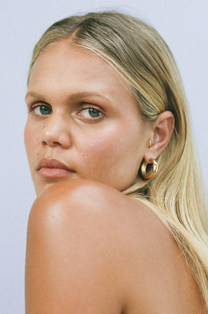 Petite Thick Huggies - Gold