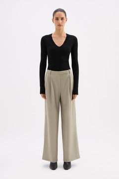 Akio Pant
