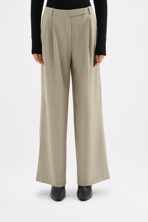 Akio Pant