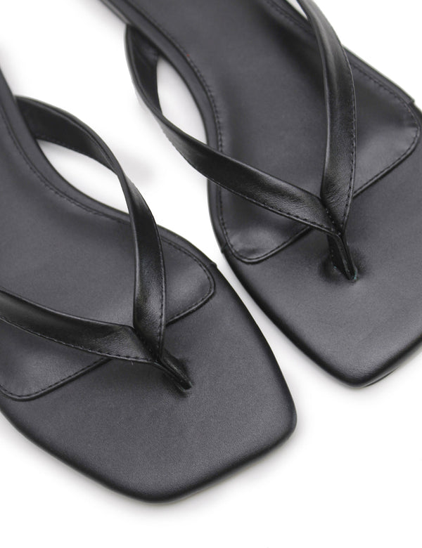 Square Toe Thong Pepper