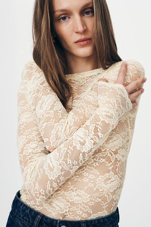 Tonya Rose Lace Top-Butter Crème