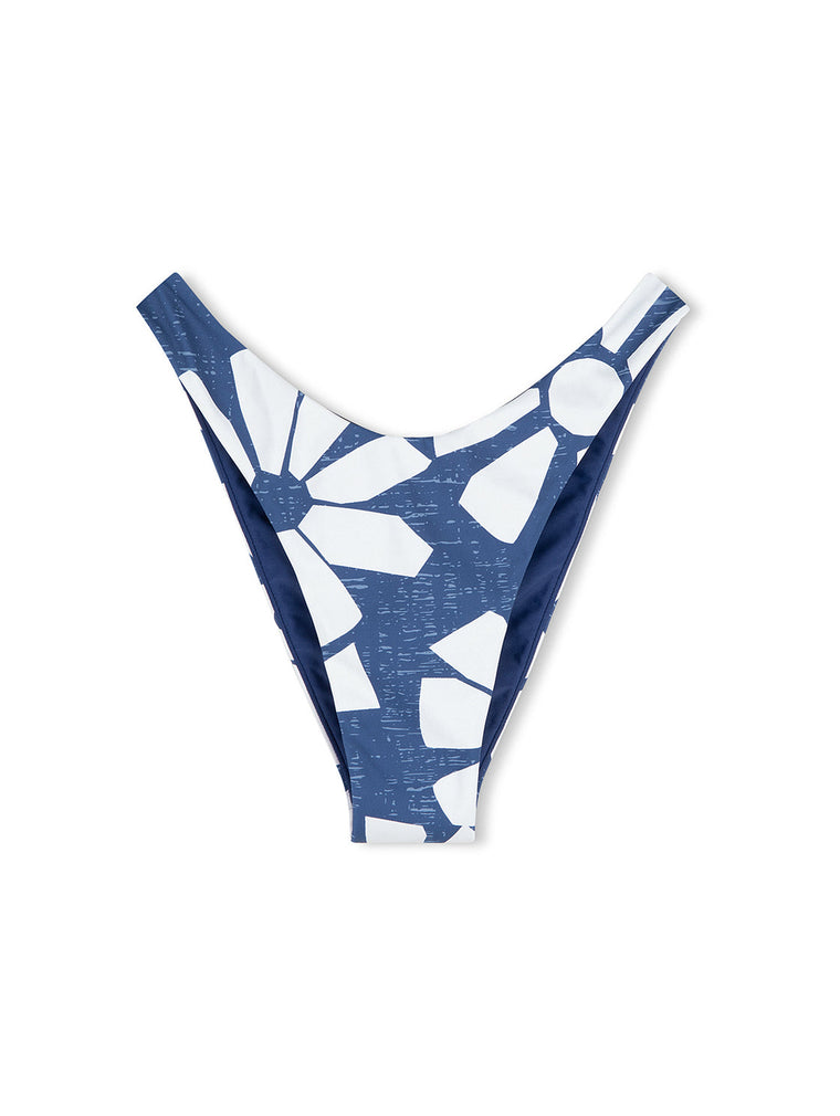 Geo Flower Curve Brief