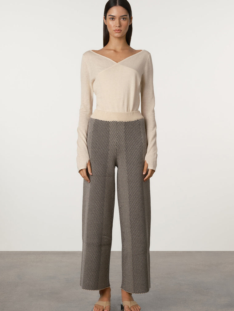 Black Herringbone Knit Pant
