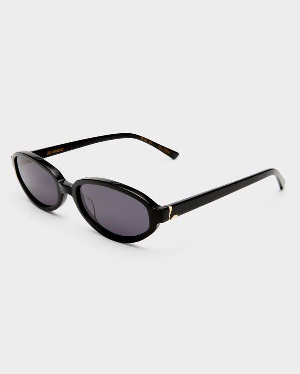 The Olive - Black
