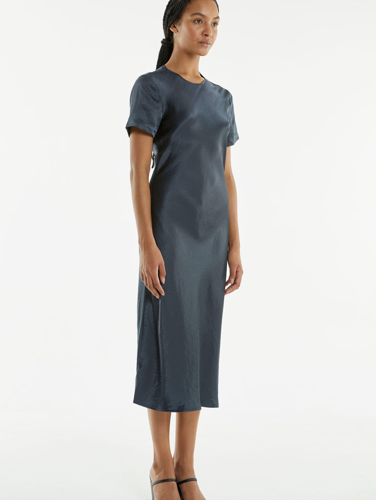 CRUSH BIAS TEE MIDI DRESS | GUN METAL