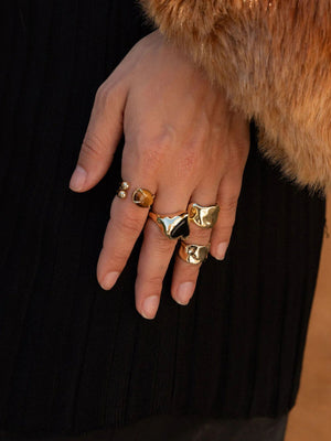 Whitney Heart Signet Ring - Onyx